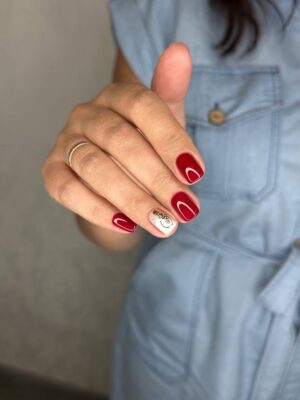 работа ученицы курса по маникюру Мариуполь