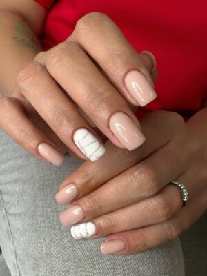 работа ученицы курса по маникюру Мариуполь