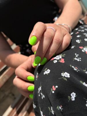 работа ученицы курса по ногтям Мариуполь