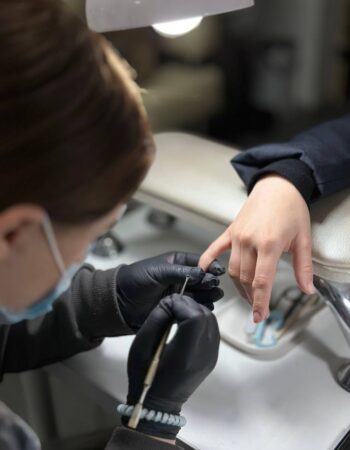 Повышение квалификации по Безопасному комби-маникюру с Идеальным покрытием гель-лаком